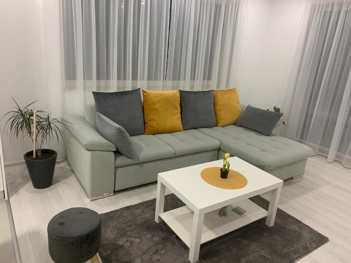 הוילה אודורהיו סקוייסק Viktoria House מראה חיצוני תמונה