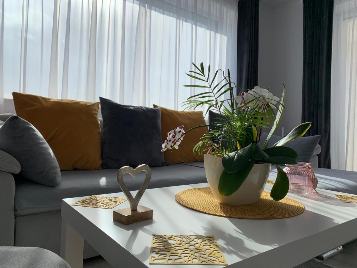הוילה אודורהיו סקוייסק Viktoria House מראה חיצוני תמונה